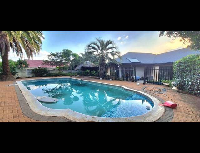 3 BEDROOM HOUSE FOR SALE IN PARKDENE